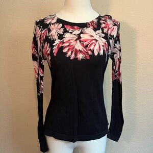 Vince Camuto XS sweater